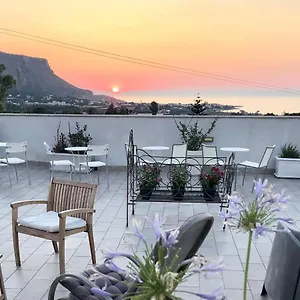 https://casale-belvedere.sicilyhotelsitaly.net